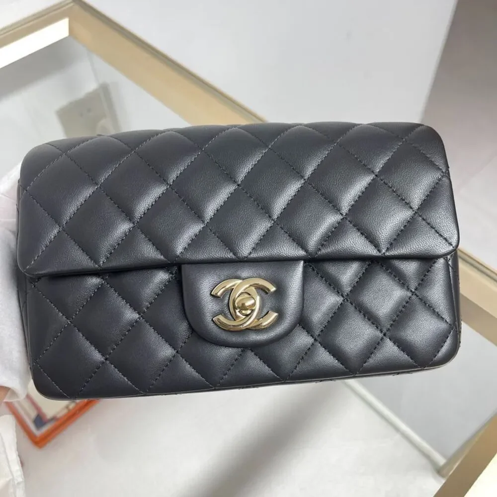 Chanel Women Pre-Loved Bag Brand New Condition